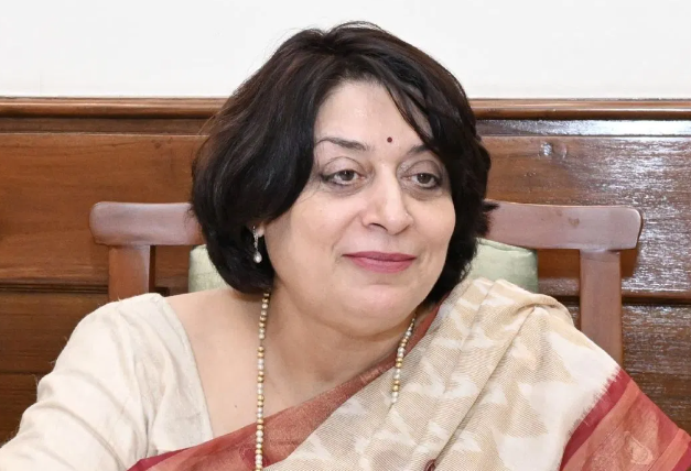 हरियाणा की गृह सचिव डॉ. सुमिता मिश्रा की फेक फेसबुक ID तैयार, फोटो लगाकर की जा रही फर्जी गतिविधियां